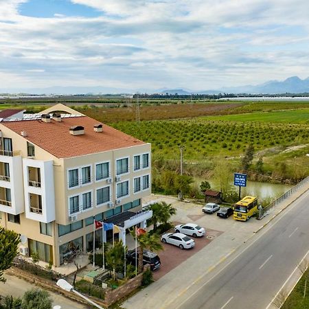 Ceres Hotel Belek Buitenkant foto