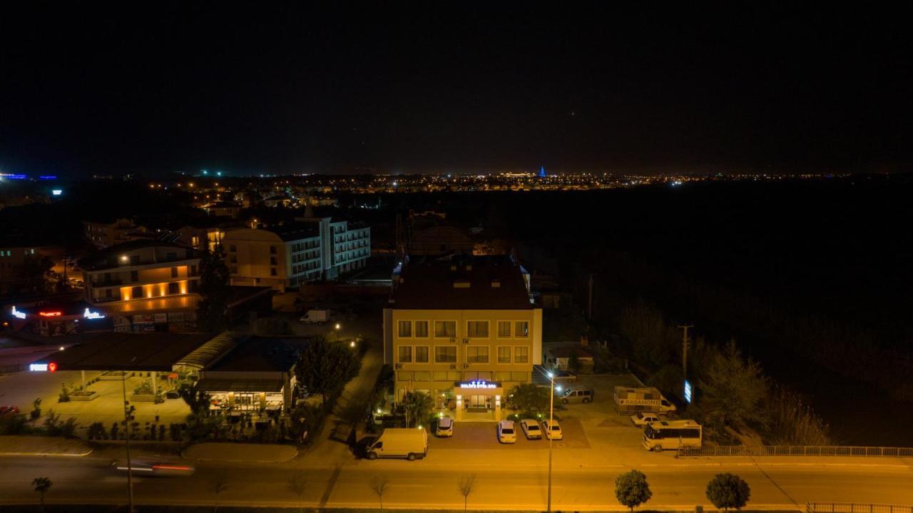 Ceres Hotel Belek Buitenkant foto