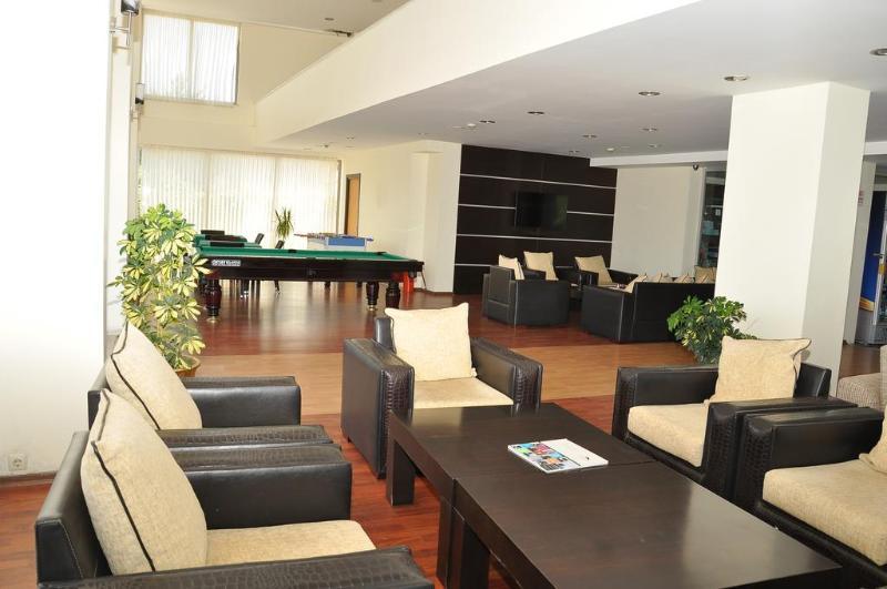 Ceres Hotel Belek Buitenkant foto