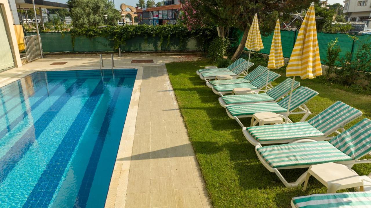 Ceres Hotel Belek Buitenkant foto