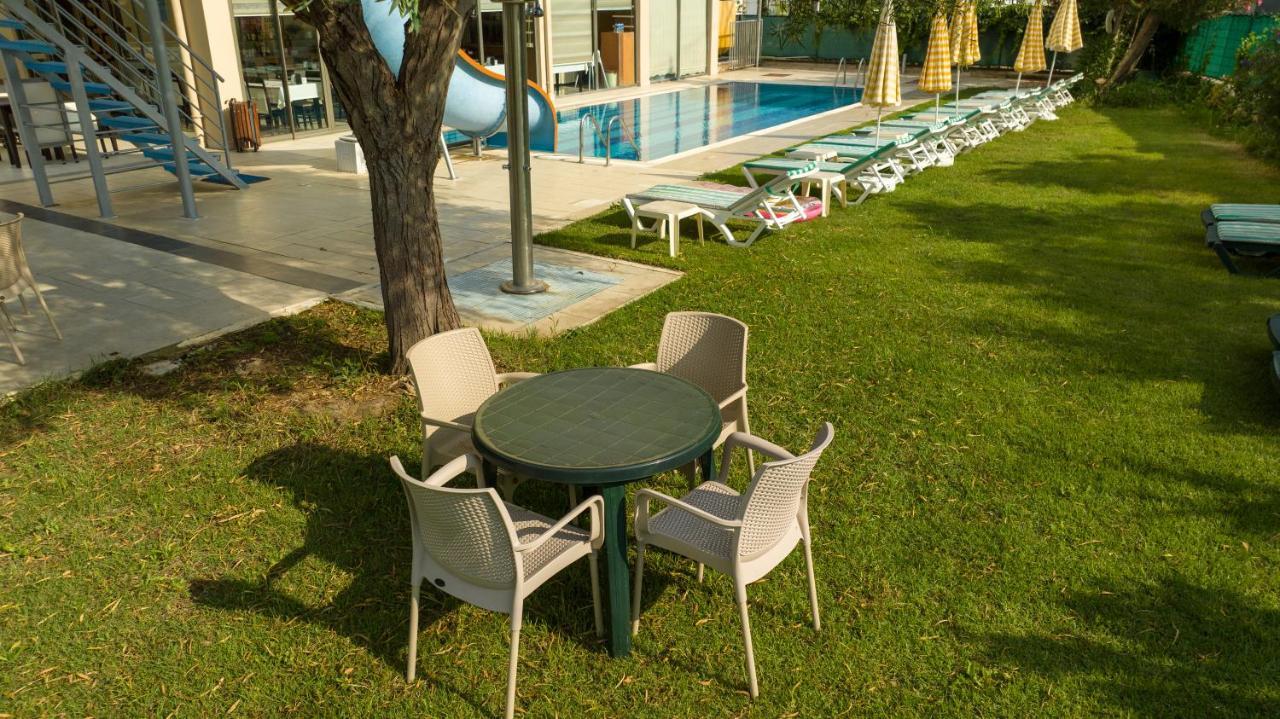 Ceres Hotel Belek Buitenkant foto