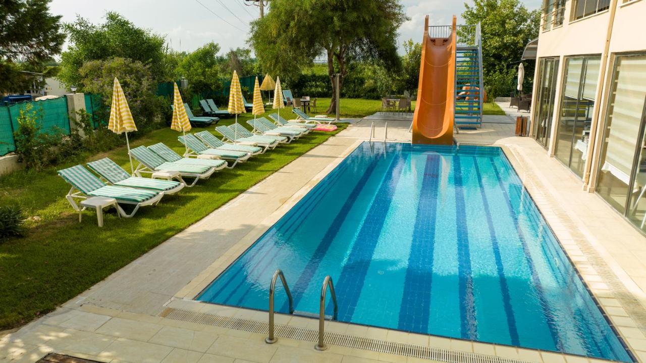 Ceres Hotel Belek Buitenkant foto